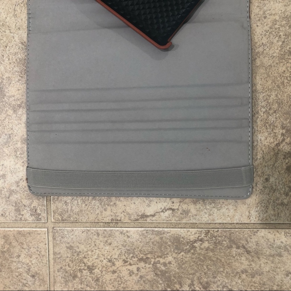 iPad case - Picture 5 of 9